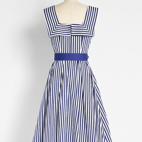 Collectif Sails and Stripes Swing Dress - Picture 2 of 16